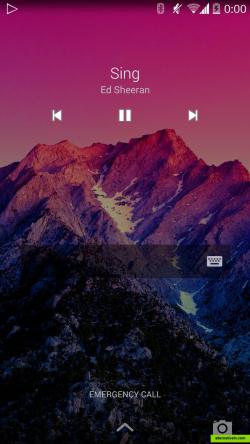 Tune has a lock screen player, you can control Tune without having to unlock your phone